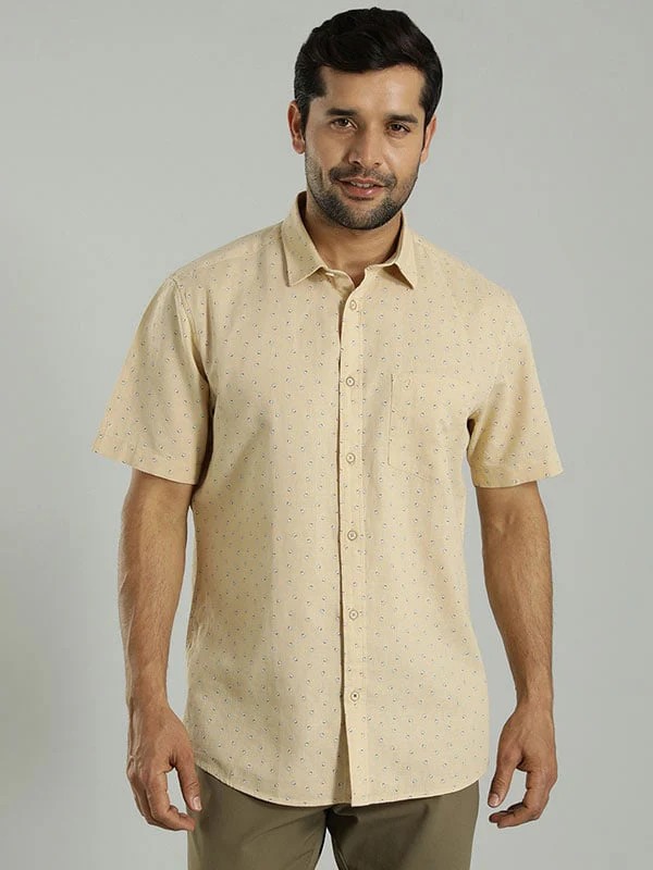 Indian Terrain Men's Regular Fit Half Sleeve All Over Print Khaki Shirt